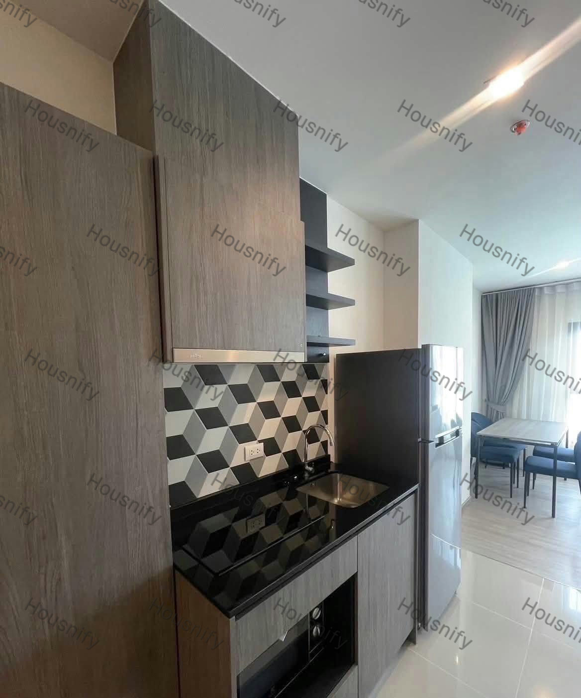 The Base Phetchaburi–Thonglor | Large 40.44 SQ.M | Fully Furnished | Free Shuttle to BTS & MRT | 24,000 THB - Thumbnail 3