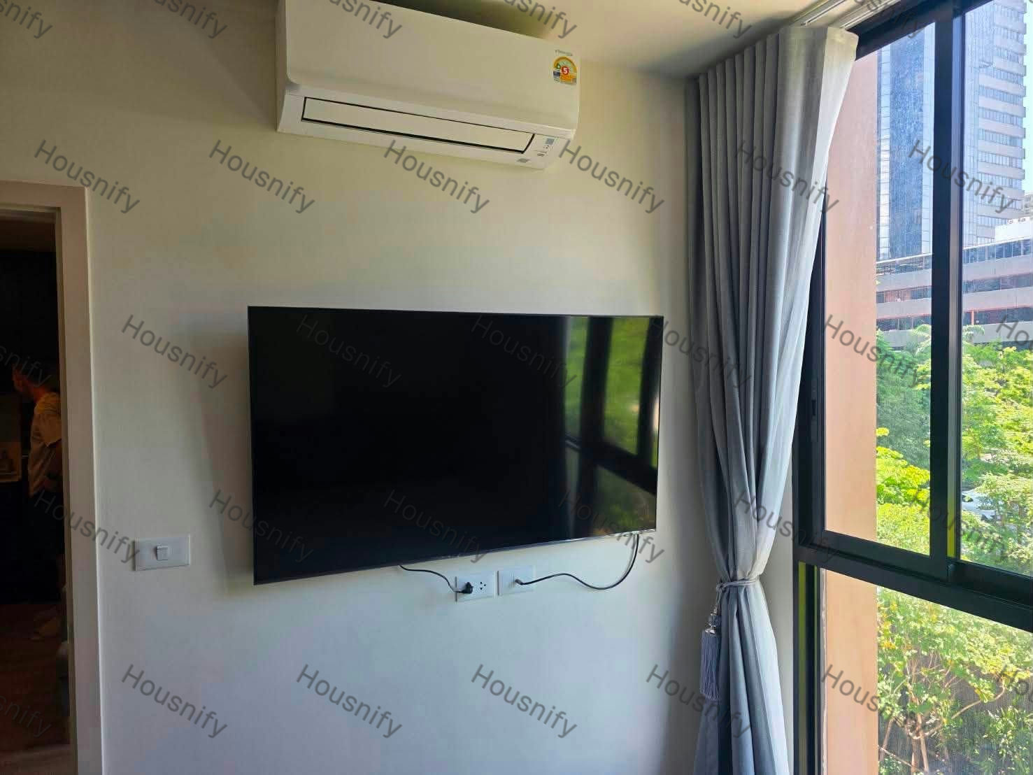 NUE District R9 for Rent | 2 Bedrooms | Low Floor | Next to MRT Rama 9 | THB 25,000/Month - Thumbnail 3