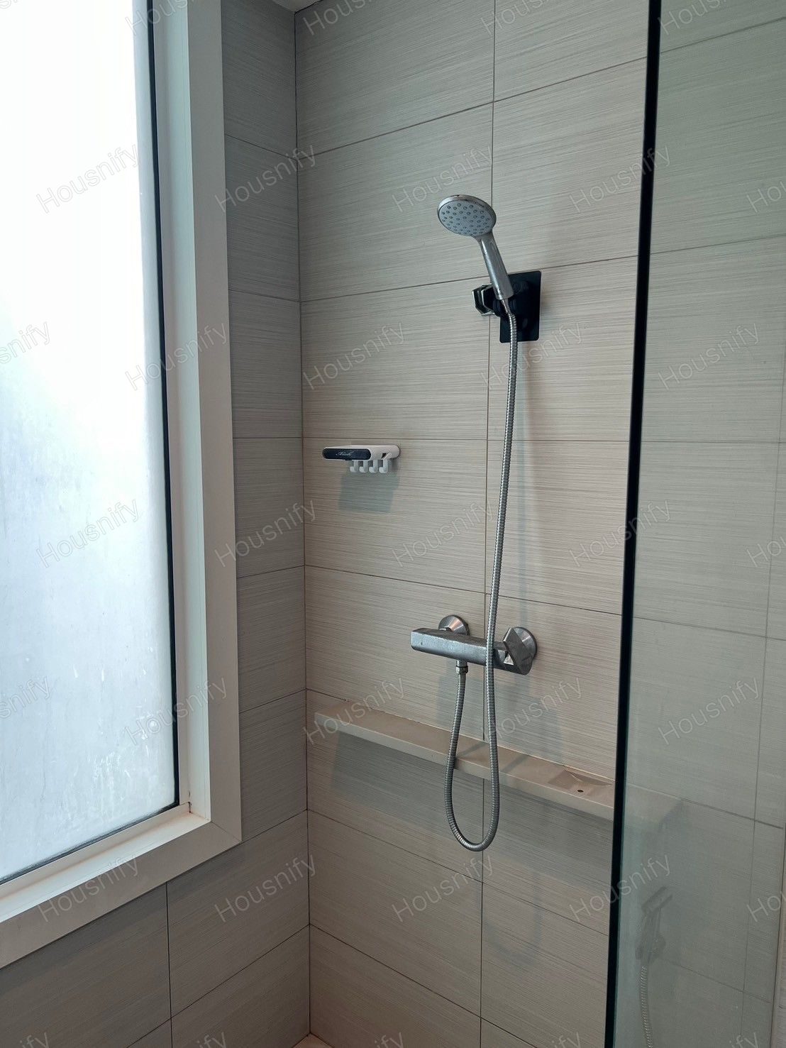 iri at Sukhumvit 38 | 2 Bedrooms | 2 Bathrooms | 73.81 SQ.M. | Luxury Condo | Fully Furnished - Thumbnail 8