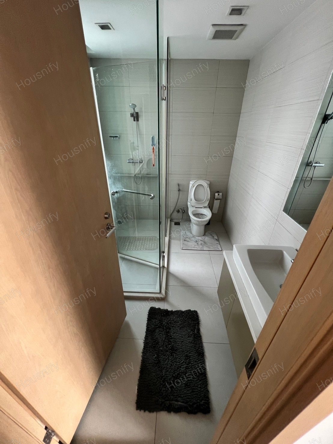 iri at Sukhumvit 38 | 2 Bedrooms | 2 Bathrooms | 73.81 SQ.M. | Luxury Condo | Fully Furnished - Thumbnail 7