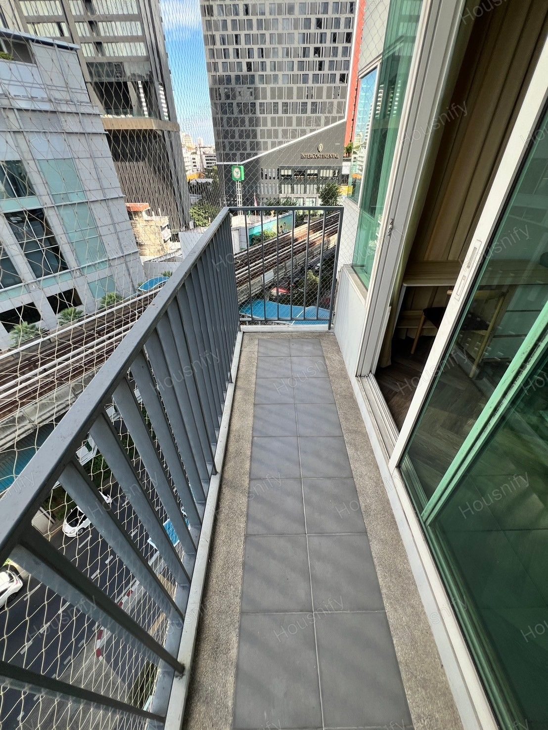 iri at Sukhumvit 38 | 2 Bedrooms | 2 Bathrooms | 73.81 SQ.M. | Luxury Condo | Fully Furnished - Thumbnail 13