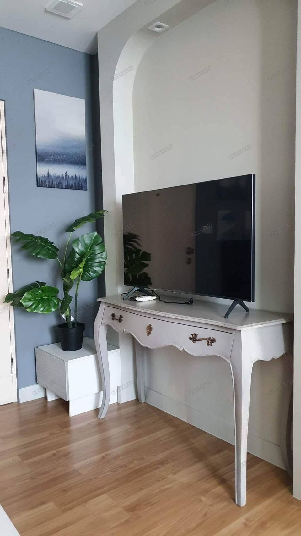Condo 1bed 1bath - Thumbnail 6
