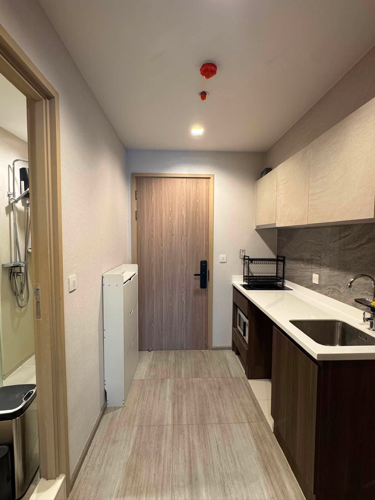 Life Sathorn Sierra | High Floor | 1 Bed | Premium Built-in | Best Value | Only THB 3.8M - Thumbnail 8