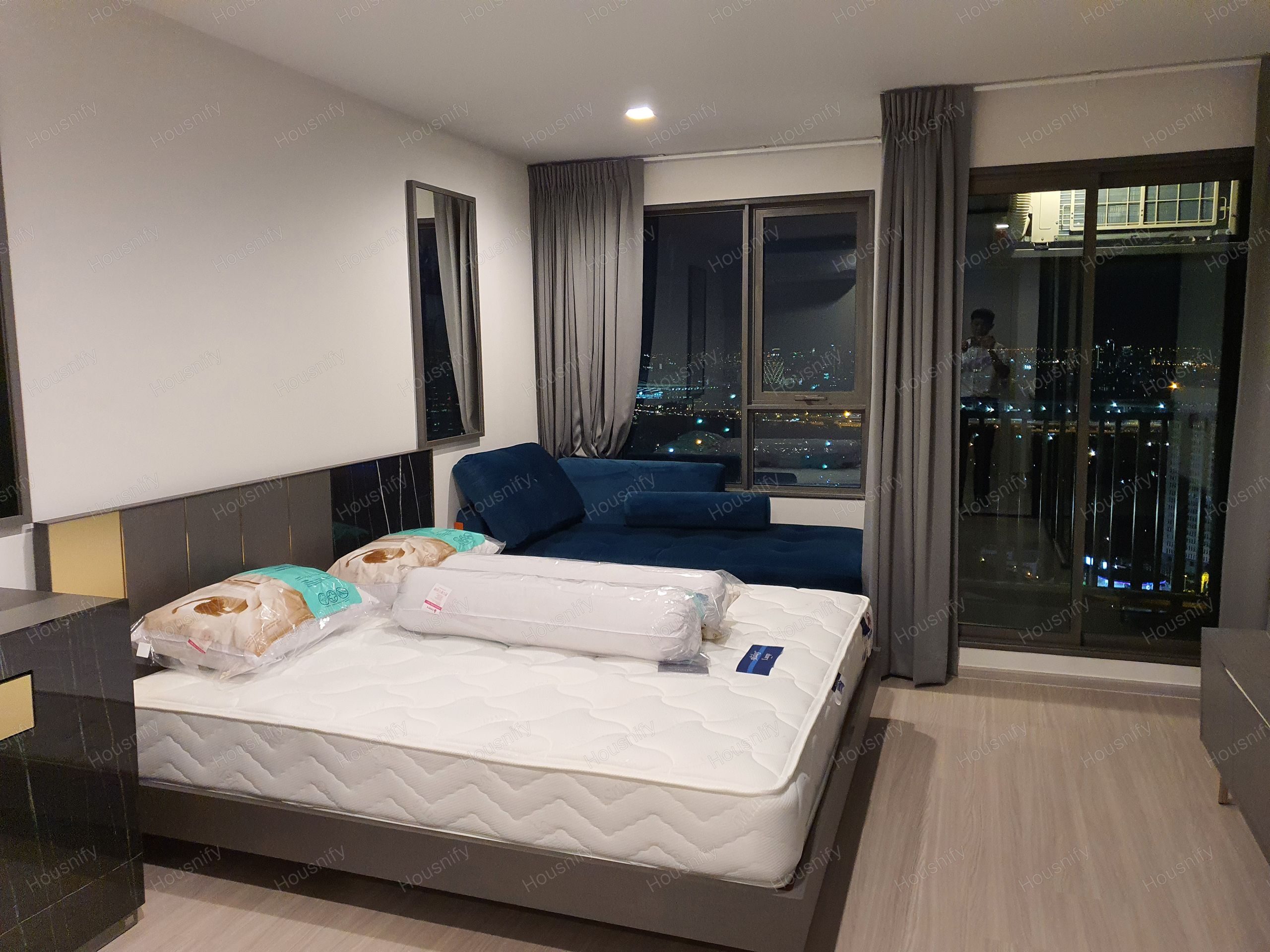 Life Ladprao | Modern High-Rise Condo | Fully Furnished | Next to BTS Ha Yaek Lat Phrao & MRT Phahon Yothin | Ready to Move In | Unit 992/704 - Thumbnail 20
