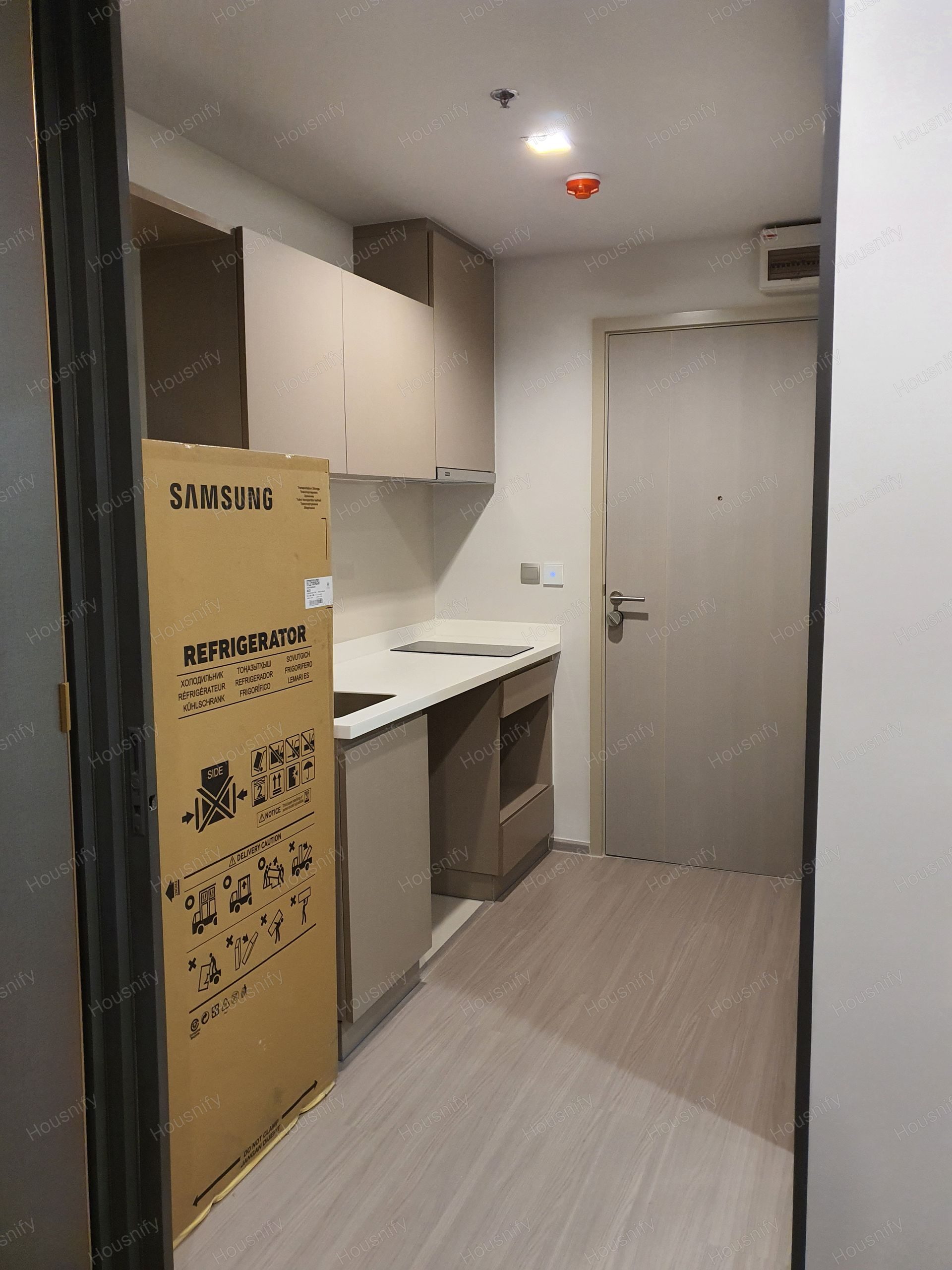Life Ladprao | Modern High-Rise Condo | Fully Furnished | Next to BTS Ha Yaek Lat Phrao & MRT Phahon Yothin | Ready to Move In | Unit 992/704 - Thumbnail 31