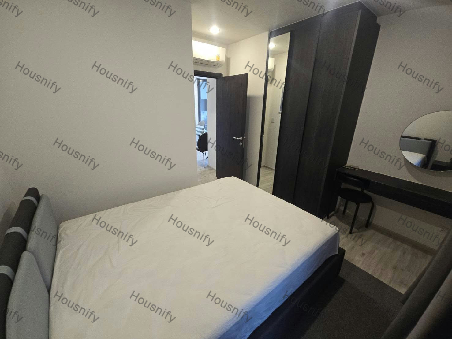 XT Huaikhwang | Corner Unit | 2 Beds 59 SQ.M | Only 75m to MRT Huai Khwang | 33,500 THB/Month - Thumbnail 7