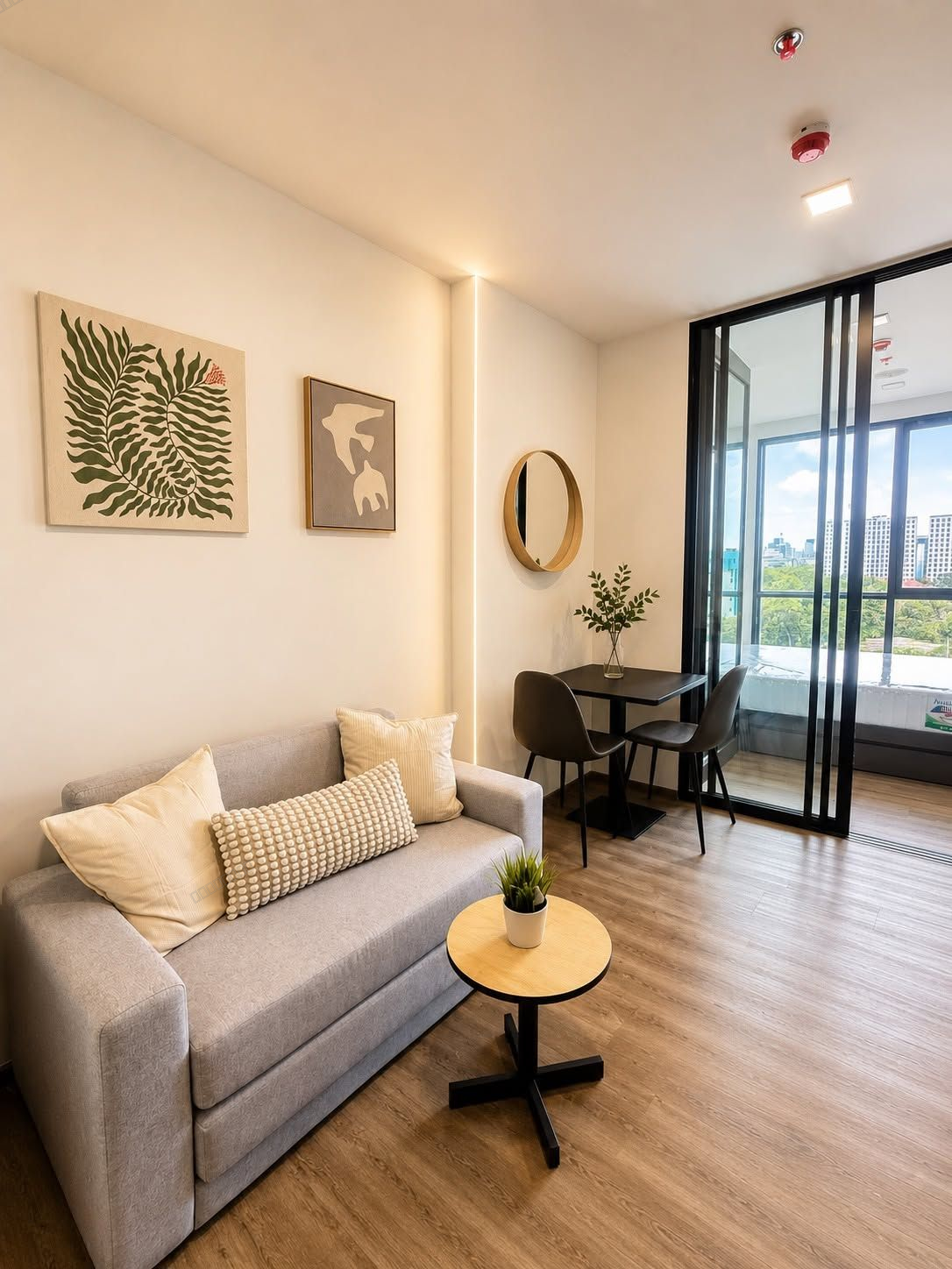 Condo 1 bed 1bath - Thumbnail 3