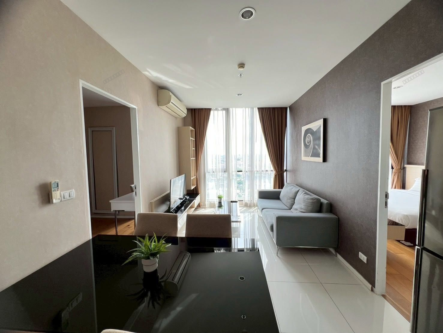 Up Ekamai | 2 Bedrooms | High Floor | Fully Furnished | Selling at THB 5.7 Million - Thumbnail 5