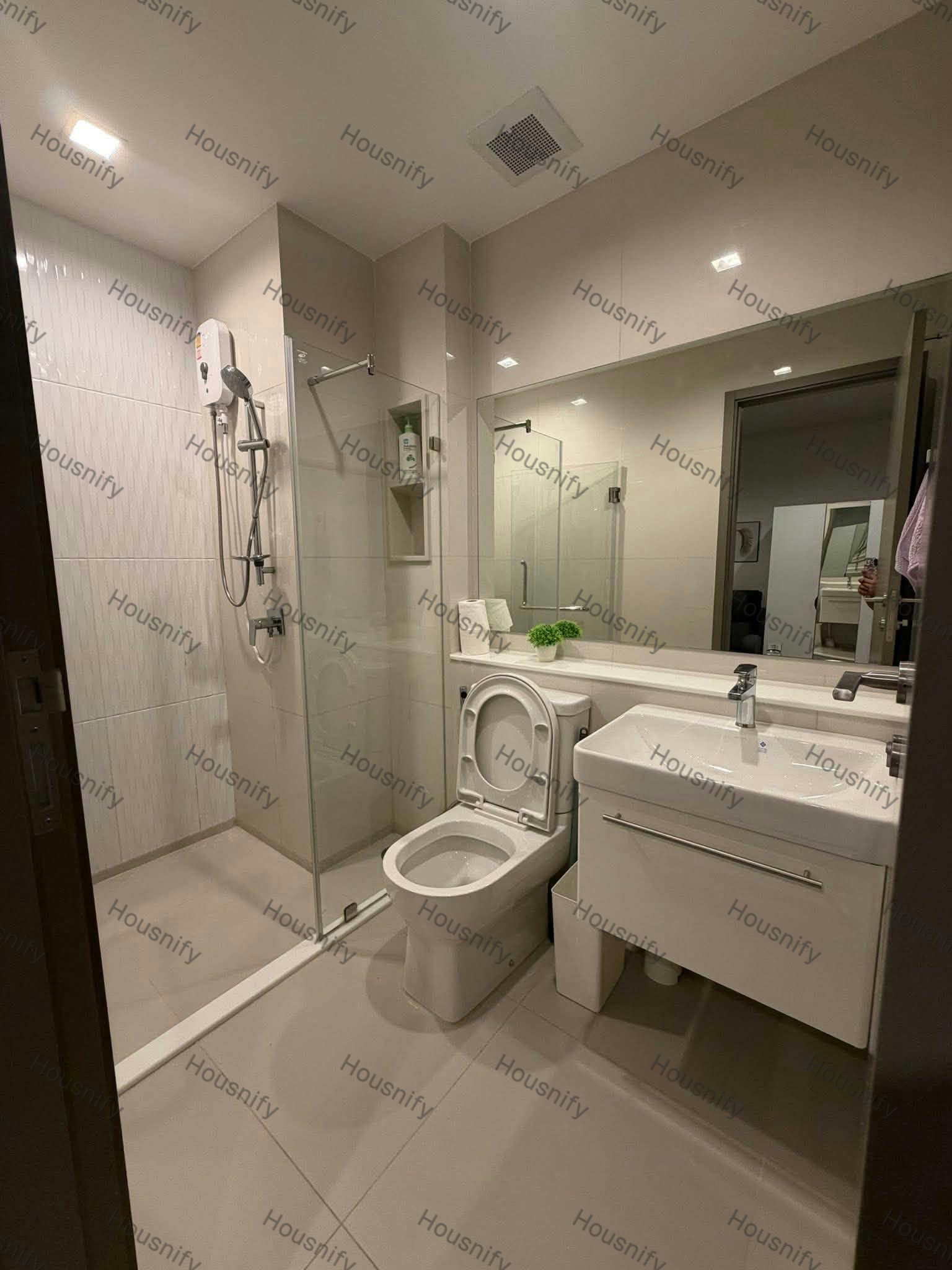 Life Asoke Hype | High Floor 34 | Studio 26 SQ.M | Only 17,000/Month