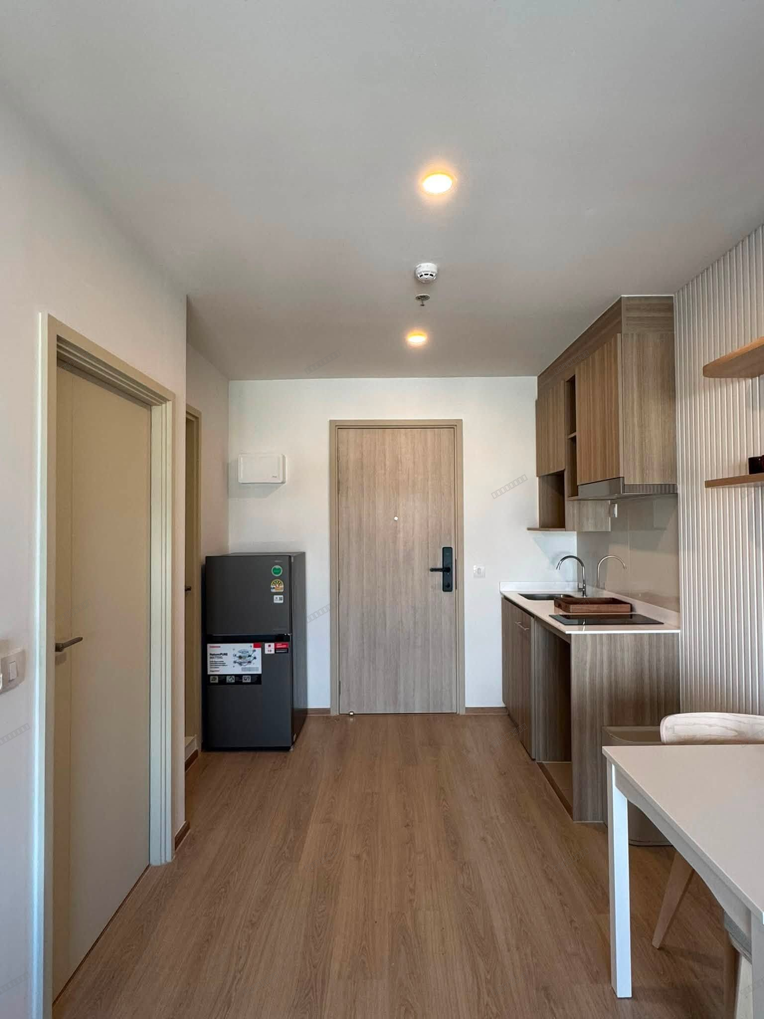 Life Rama 4 - Asoke | 33 Sq.m. | 18th Floor | Near MRT QSNCC | Rent THB 24,500/Month - Thumbnail 4