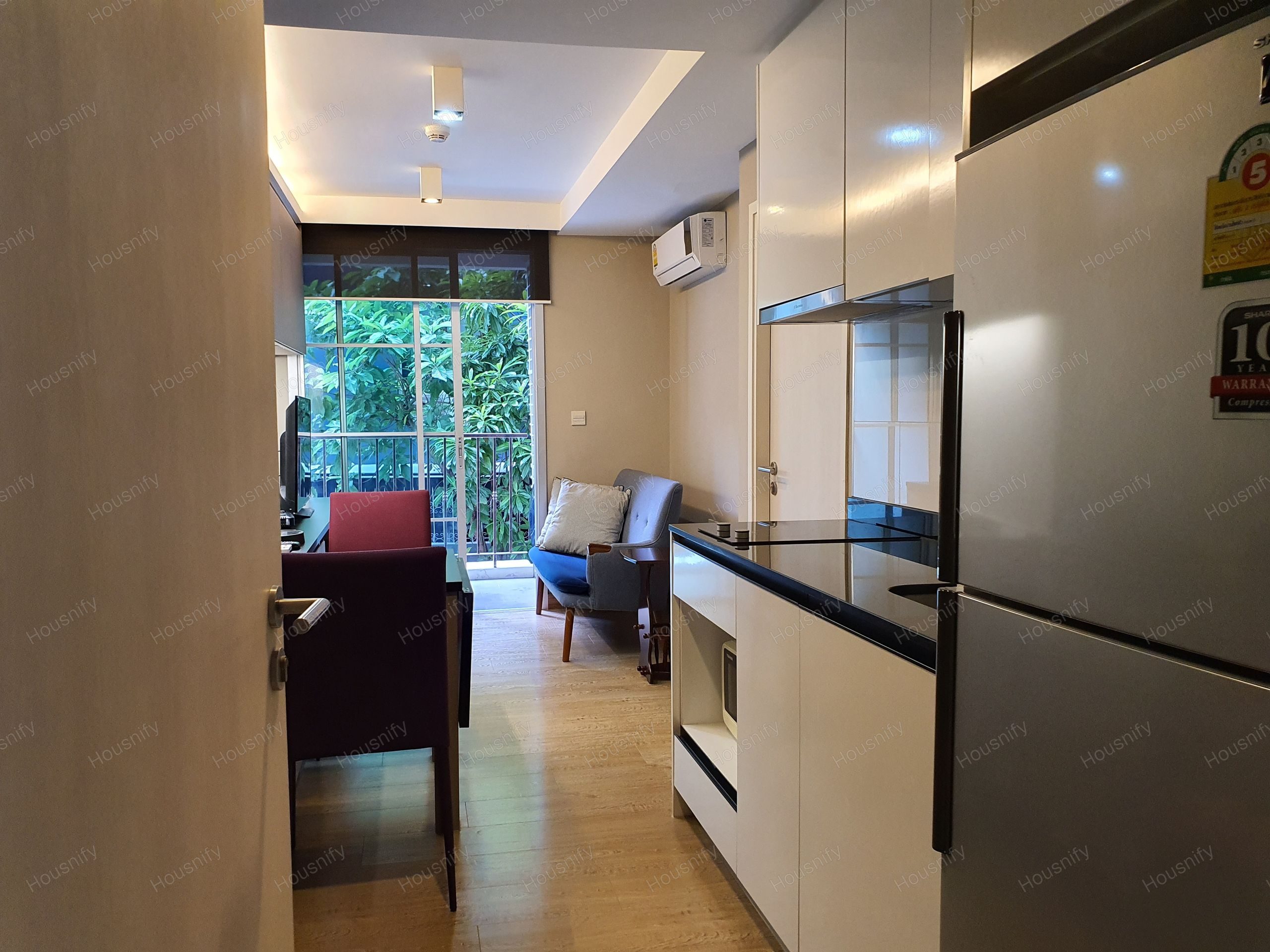 Maestro Sukhumvit 39 | Luxury Low-Rise Condo | Fully Furnished | Near BTS Phrom Phong | Quiet Residential Area | Ready to Move In | Unit 96/17 - Thumbnail 5
