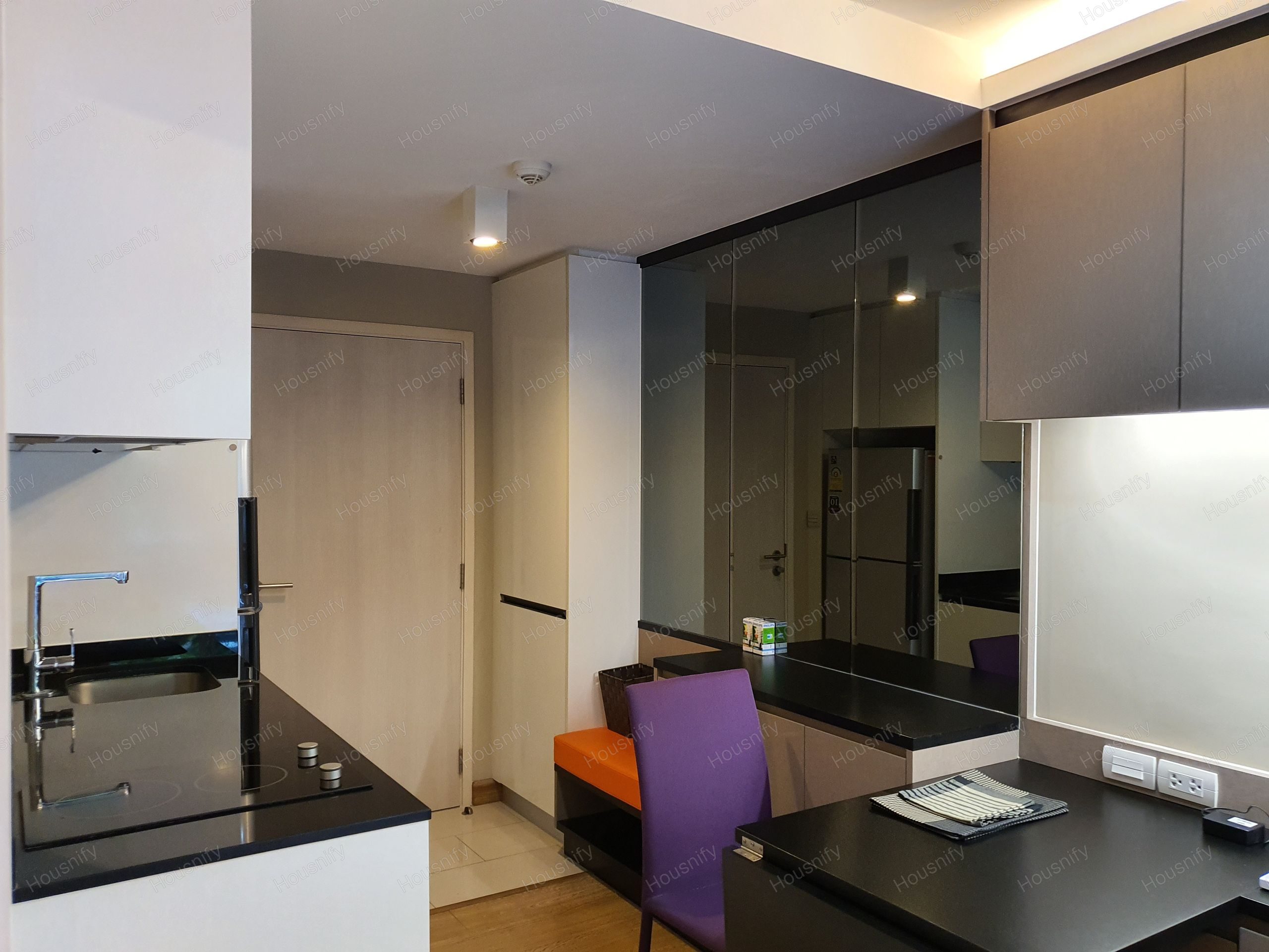 Maestro Sukhumvit 39 | Luxury Low-Rise Condo | Fully Furnished | Near BTS Phrom Phong | Quiet Residential Area | Ready to Move In | Unit 96/17 - Thumbnail 7