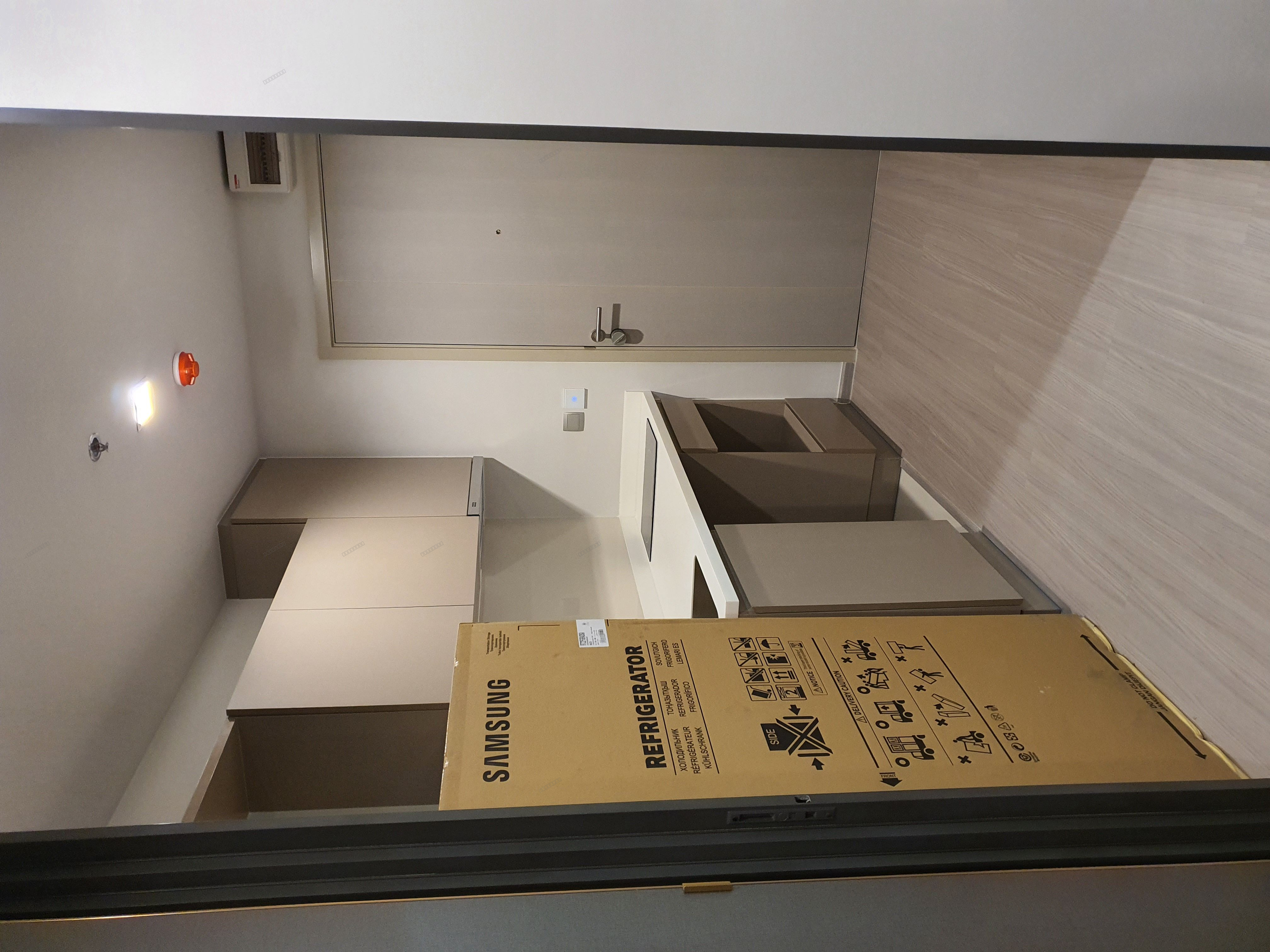 Life Ladprao | Modern High-Rise Condo | Fully Furnished | Next to BTS Ha Yaek Lat Phrao & MRT Phahon Yothin | Ready to Move In | Unit 992/704 - Thumbnail 3