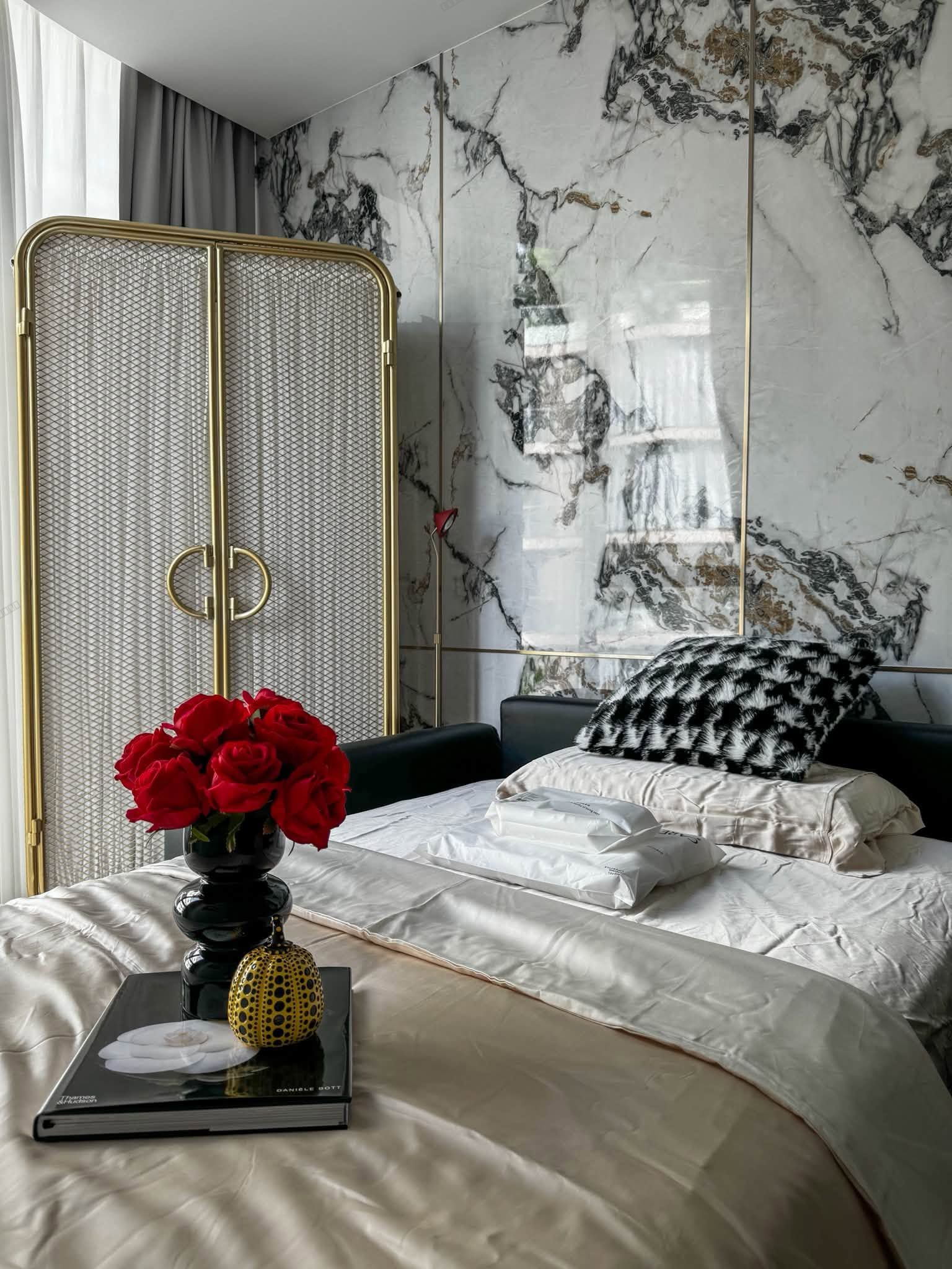 Low-Rise Luxury Condo Near Asoke - Thumbnail 9