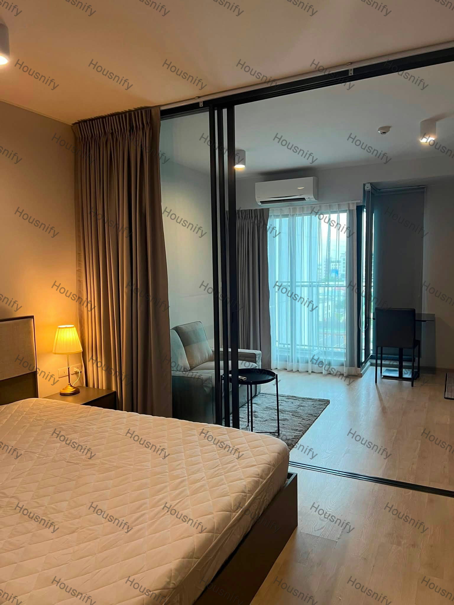 Ideo Ratchada–Suthisarn | 1 Bedroom | 34.47 Sq.m. | 450m to MRT Sutthisan | THB 17,000/Month - Thumbnail 3