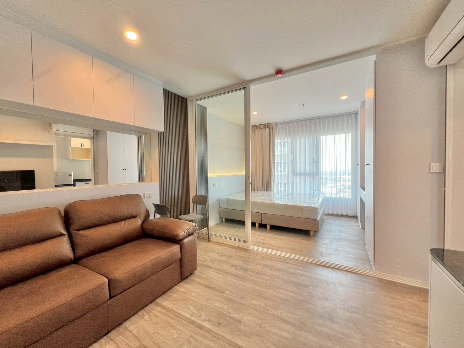 Regent Home Bangna | Brand New 1 Bedroom | 28 SQ.M. | 28th Floor | River View | Fully Built-in | 400m to BTS Bang Na - Thumbnail 9