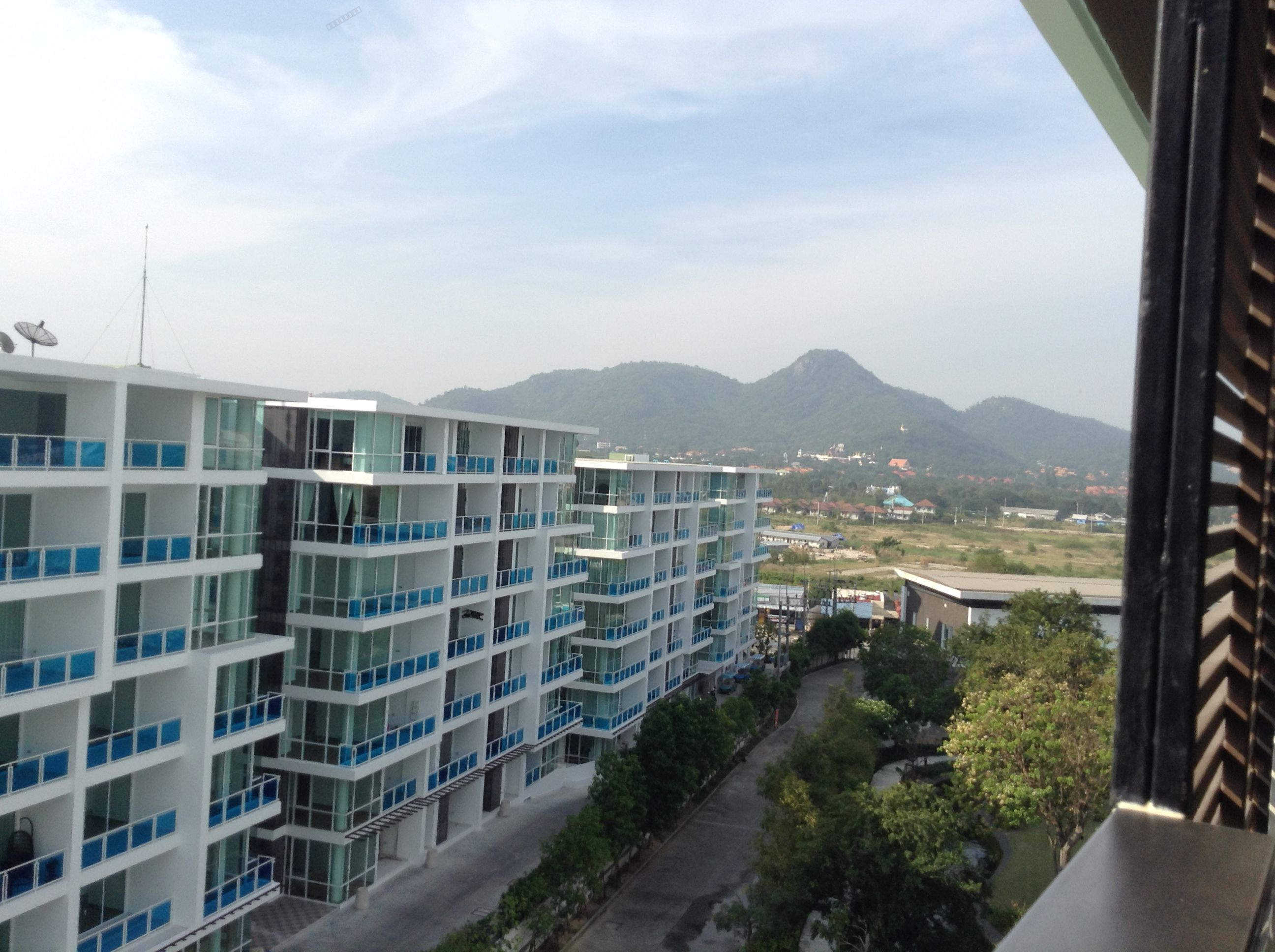 Amari Residences Hua Hin  For Rent Luxury Beachfront Condo - Thumbnail 4