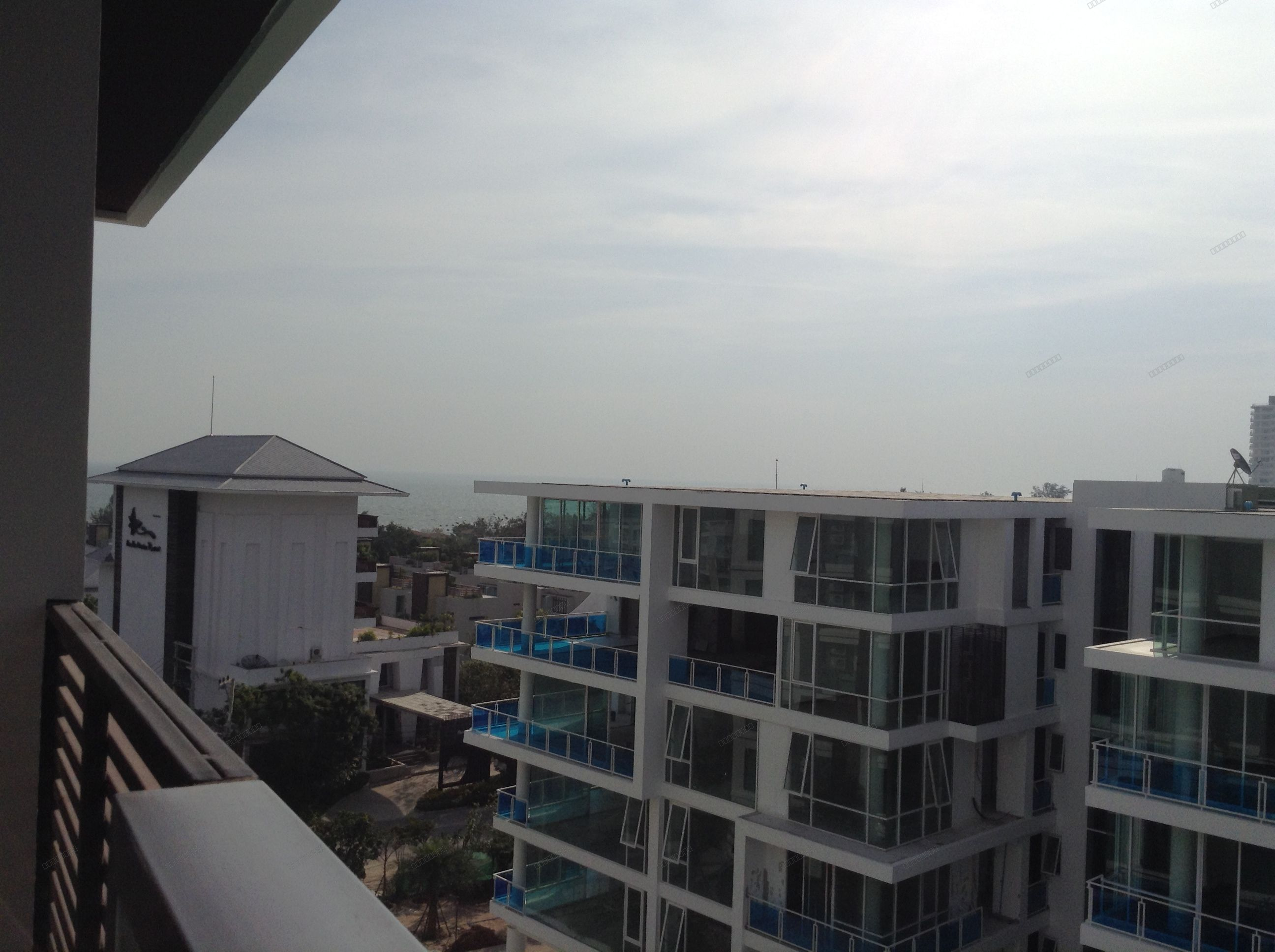 Amari Residences Hua Hin  For Rent Luxury Beachfront Condo - Thumbnail 5