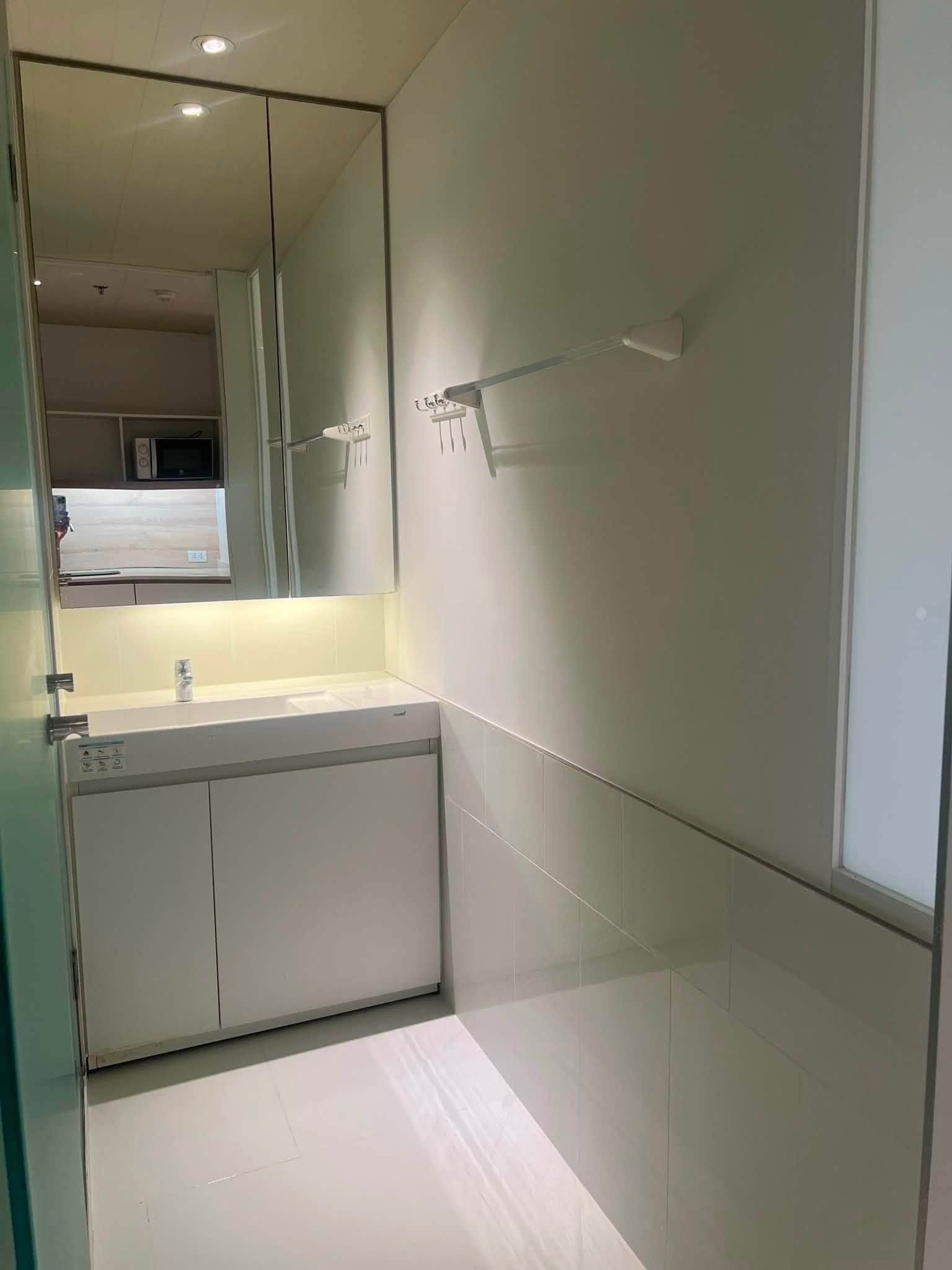 Triple Y Residence | 1 Bedroom | 33 SQ.M. | 32nd Floor | Chulalongkorn University View | Near MRT Sam Yan - Thumbnail 2