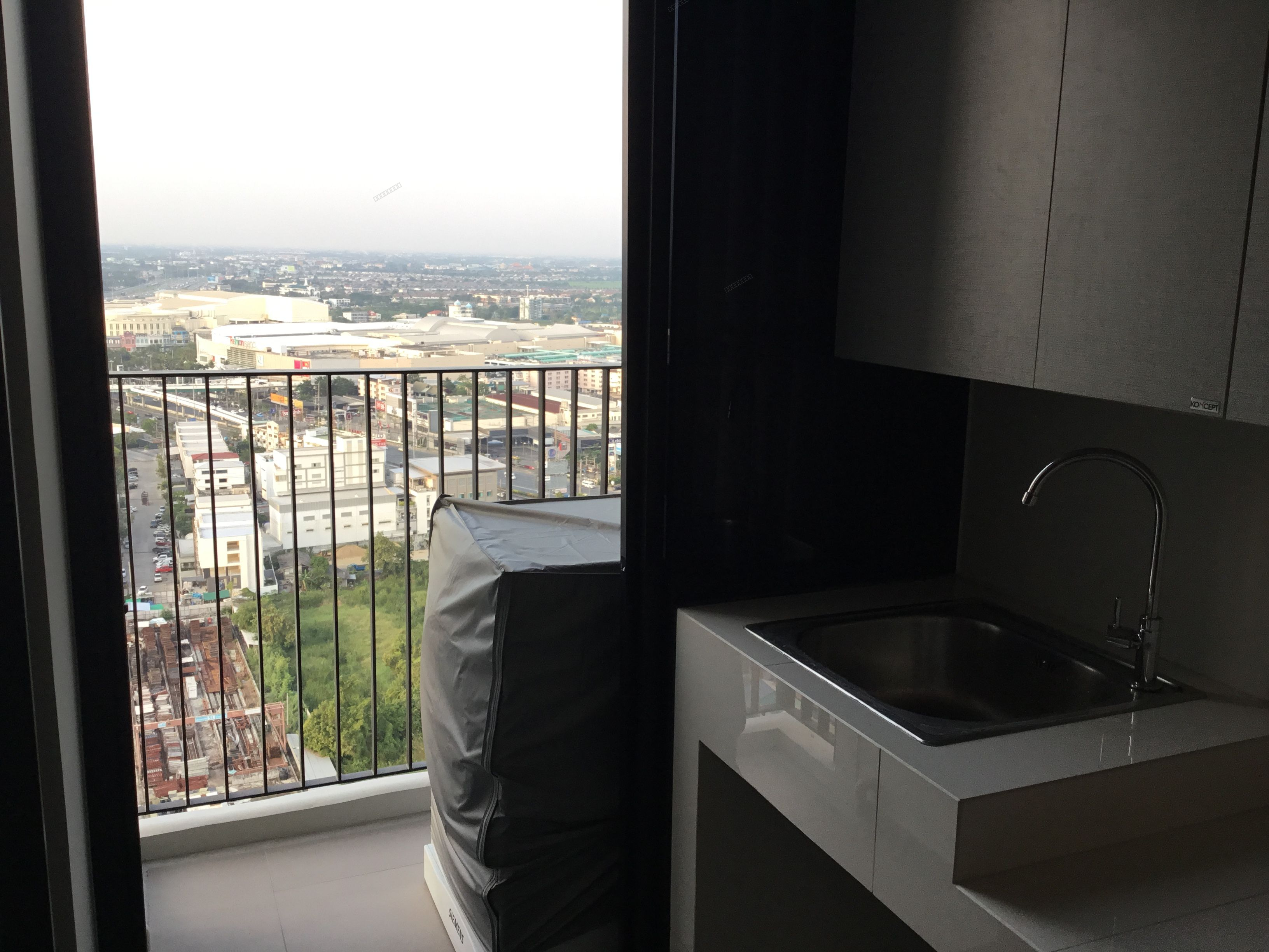 Blossom Condo @ Fashion Altitude | Fully Furnished | Near Fashion Island & MRT Pink Line - Thumbnail 3