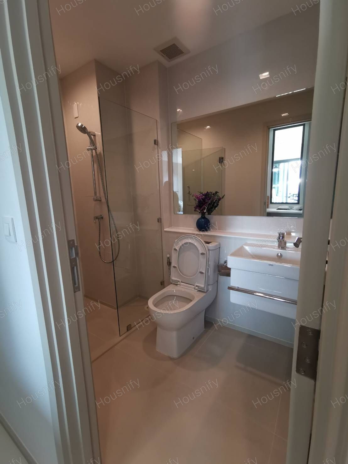 Life One Wireless | Luxury High-Rise Condo | Fully Furnished | Prime Wireless Road | Near BTS Ploenchit | Ready to Move In | Unit 1/310 - Thumbnail 5