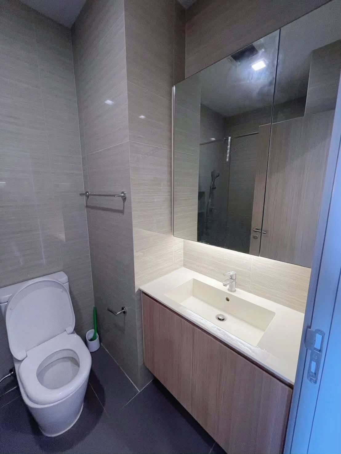 Condo 1bed 1bath