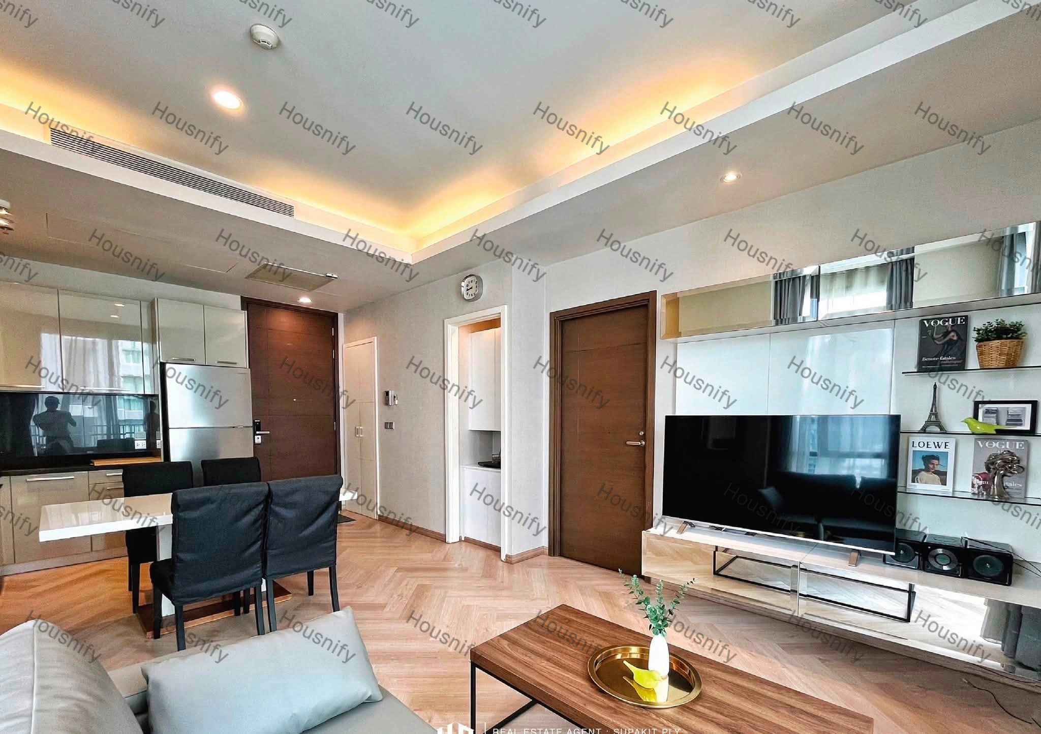 QUATTRO by Sansiri Thonglor Soi 4 | High Floor | 1 Bedroom | King Size Bed | Ready to Move In | 50,000 THB - Thumbnail 6