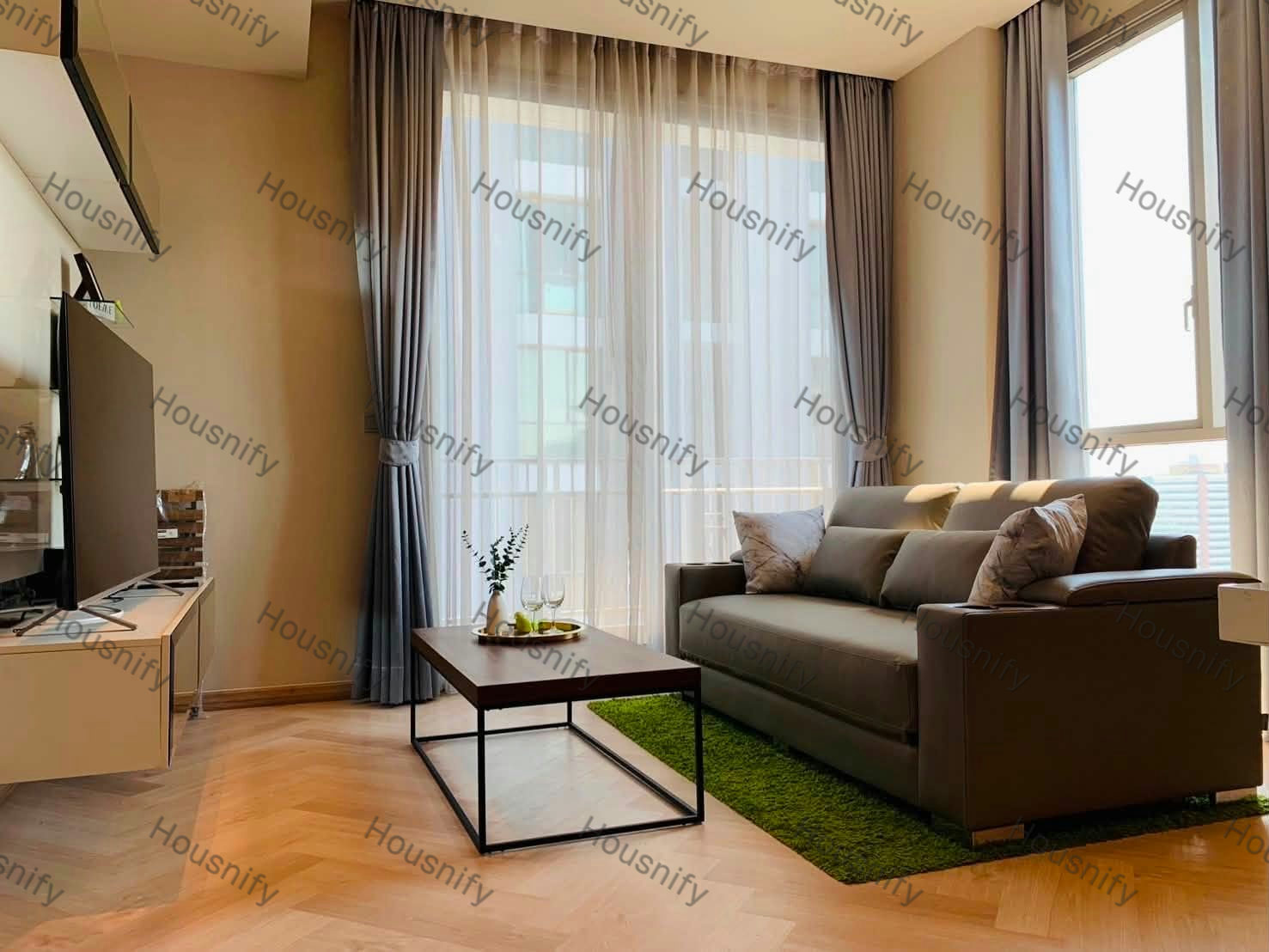 QUATTRO by Sansiri Thonglor Soi 4 | High Floor | 1 Bedroom | King Size Bed | Ready to Move In | 50,000 THB - Thumbnail 3
