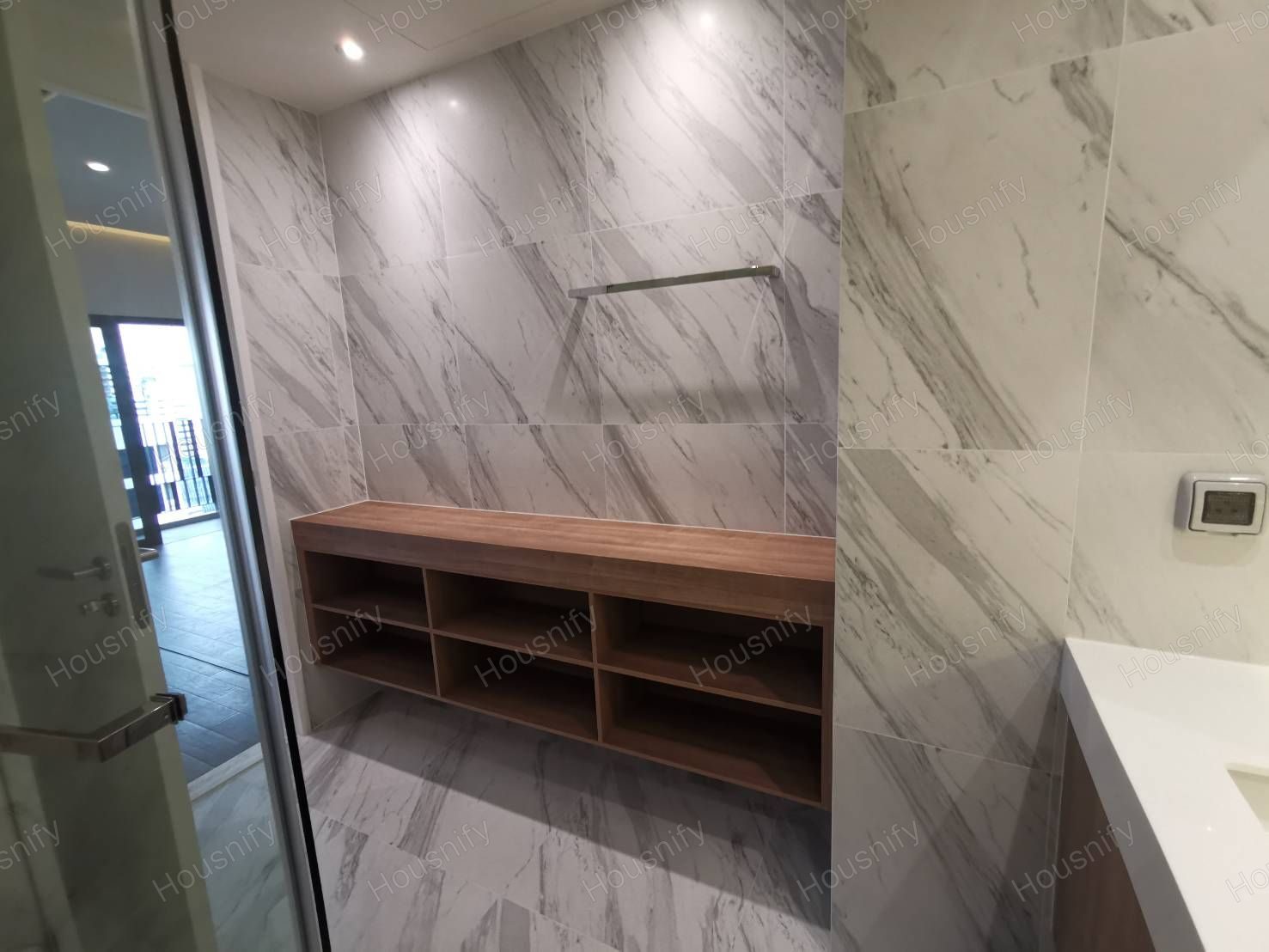 MUNIQ Sukhumvit 23 | Luxury Residence | Fully Furnished | Near BTS Asok & MRT Sukhumvit | Prime Sukhumvit Location | Ready to Move In | Unit 17/103 - Thumbnail 4