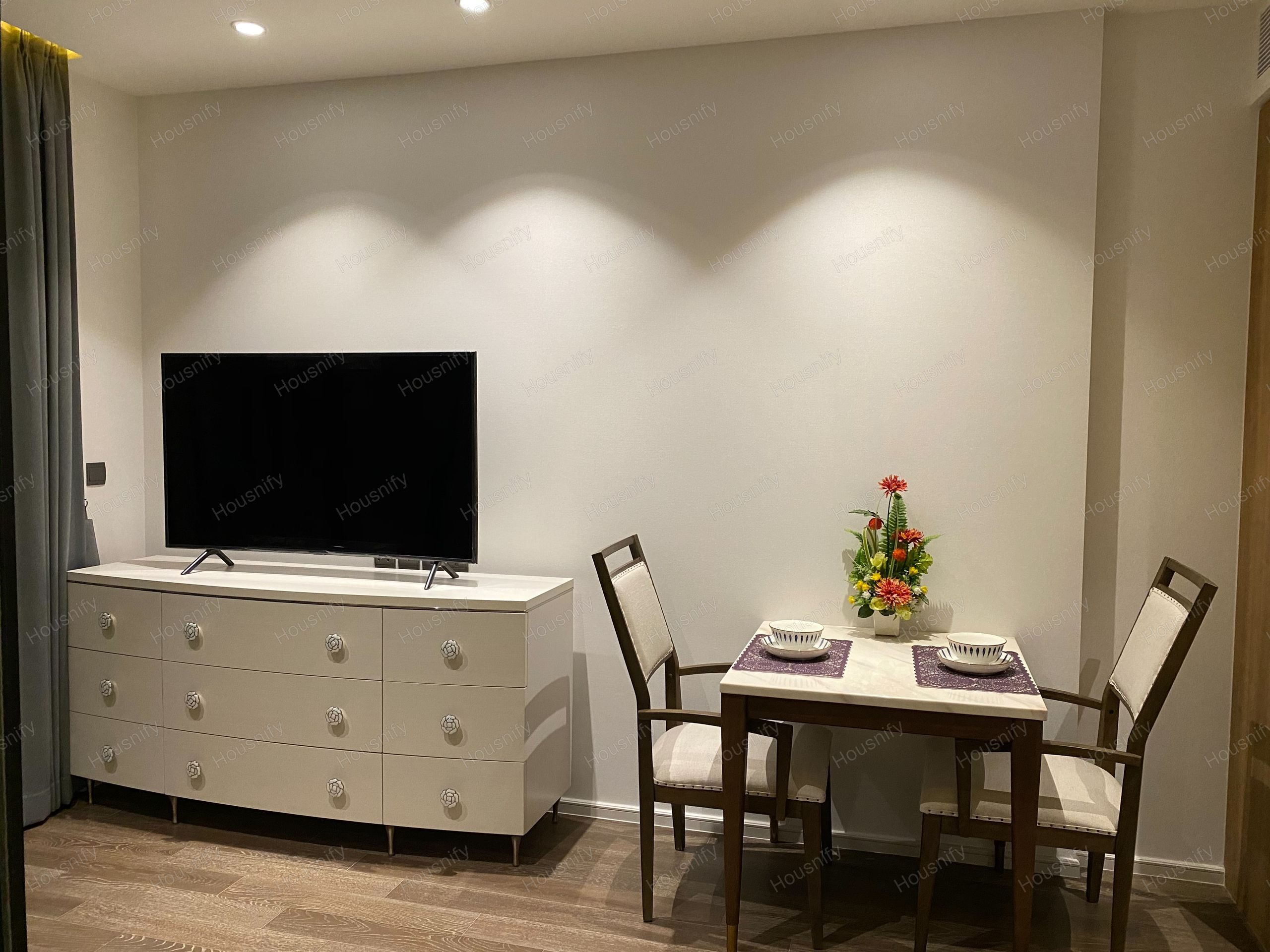 MUNIQ Sukhumvit 23 | Luxury Residence | Fully Furnished | Near BTS Asok & MRT Sukhumvit | Prime Sukhumvit Location | Ready to Move In | Unit 17/103 - Thumbnail 6