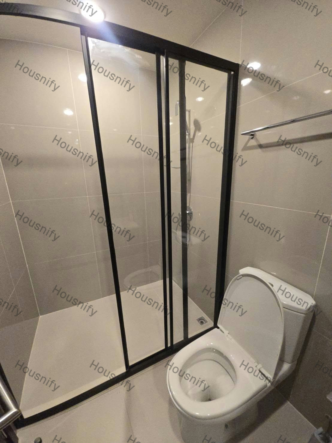 XT Huaikhwang | Corner Unit | 2 Beds 59 SQ.M | Only 75m to MRT Huai Khwang | 33,500 THB/Month - Thumbnail 9