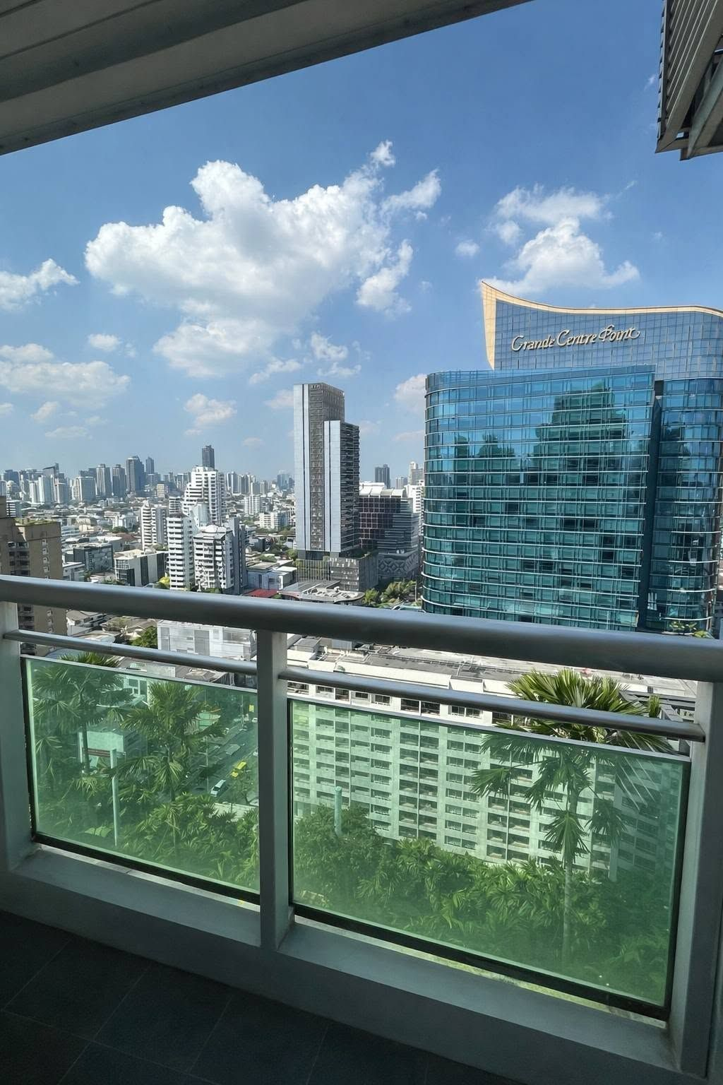 Eight Thonglor Residences | Luxury Residence - Thumbnail 2