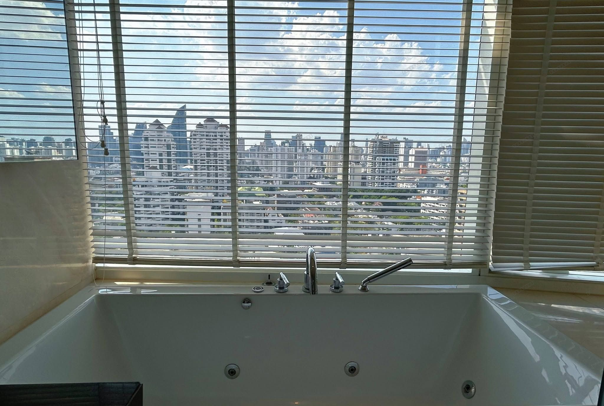 Eight Thonglor Residences | Luxury Residence - Thumbnail 10