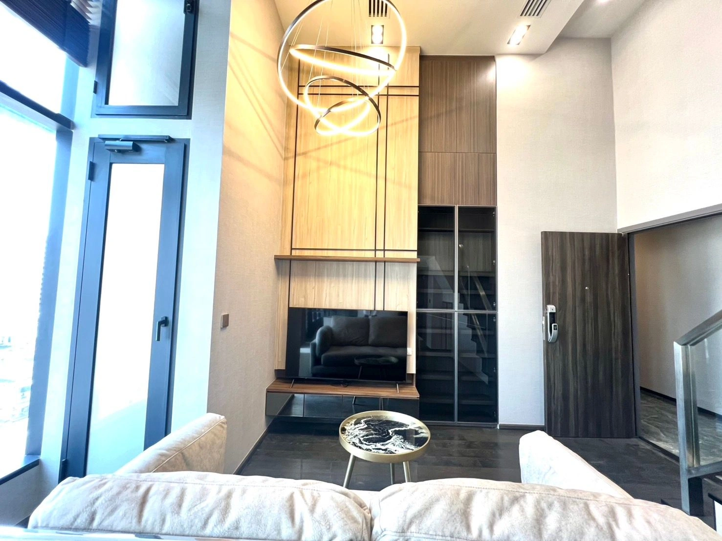 เช่าคอนโด1 Bedroom Loft / DuplexConner Ratchathewi - Thumbnail 3