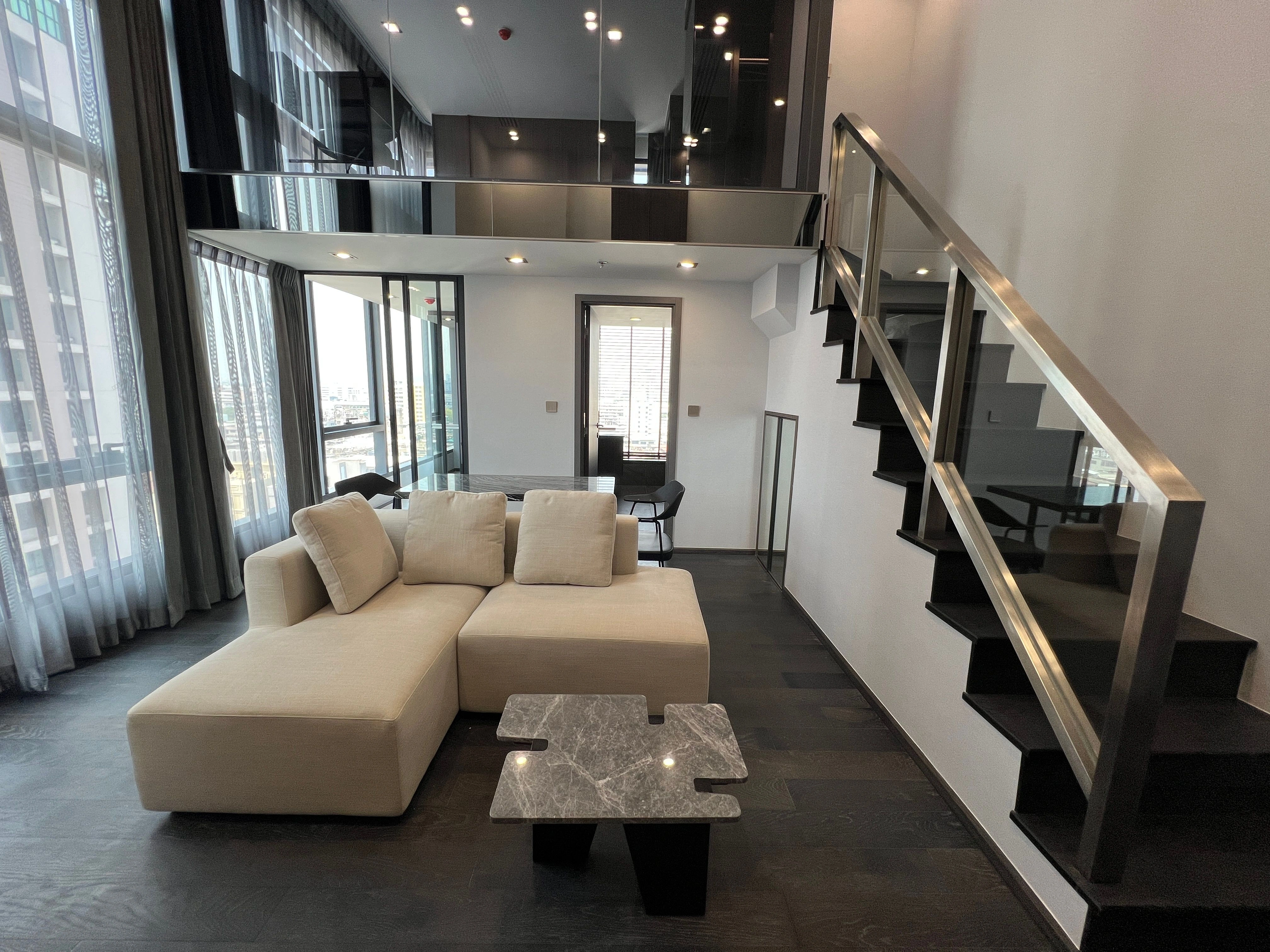 เช่าคอนโด1 Bedroom Loft / DuplexConner Ratchathewi - Image 1