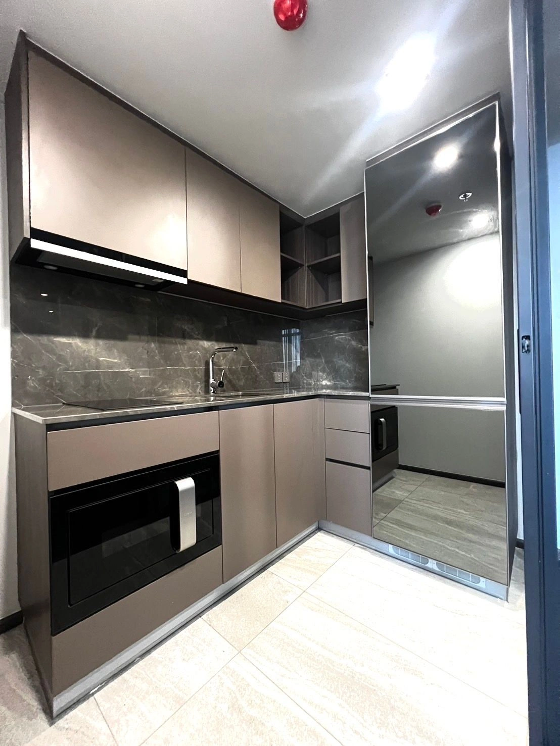 เช่าคอนโด1 Bedroom Loft / DuplexConner Ratchathewi - Image 1