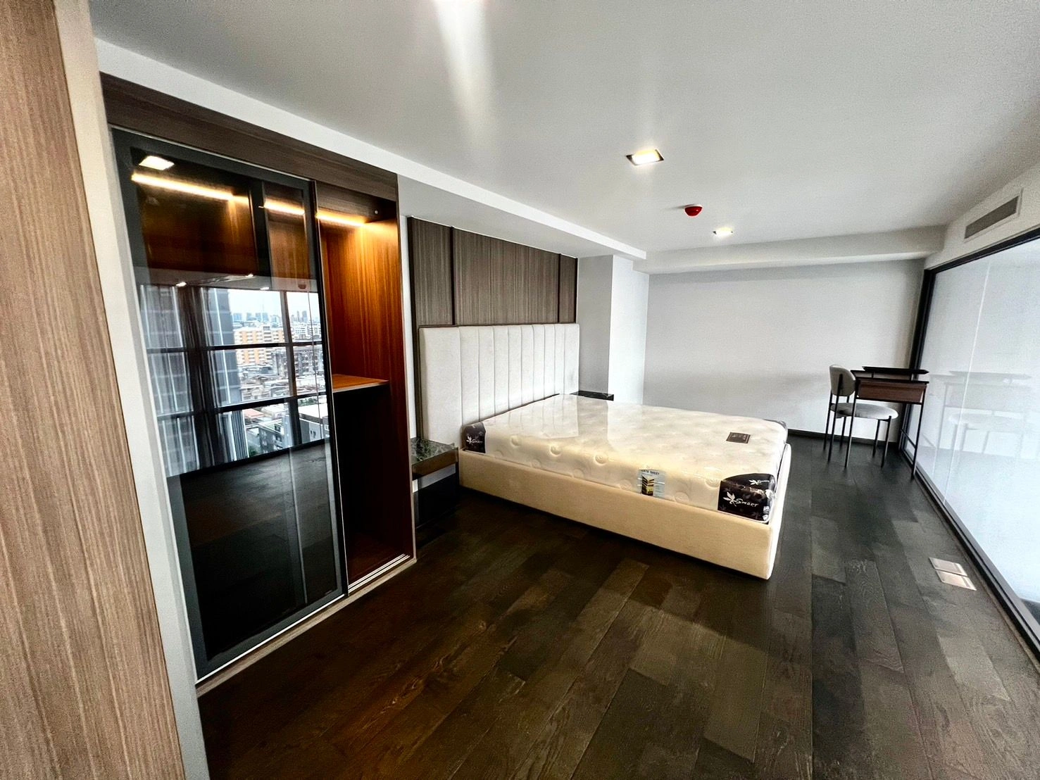 เช่าคอนโด1 Bedroom Loft / DuplexConner Ratchathewi - Thumbnail 7