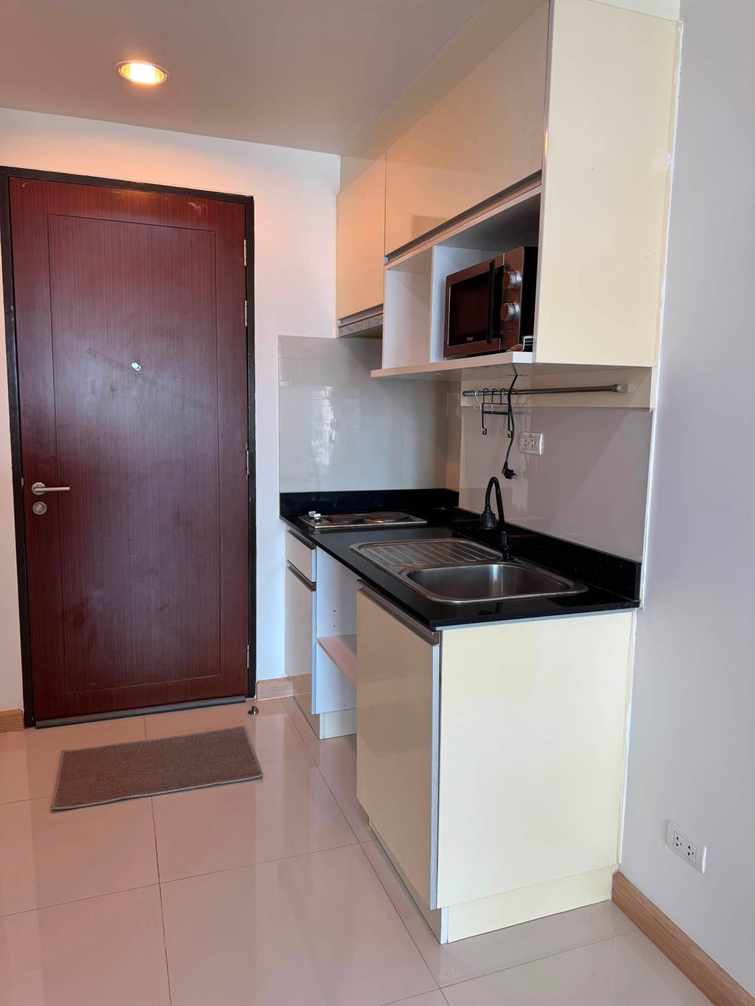 Luxury Condo for Rent Fully Furnished - Thumbnail 7