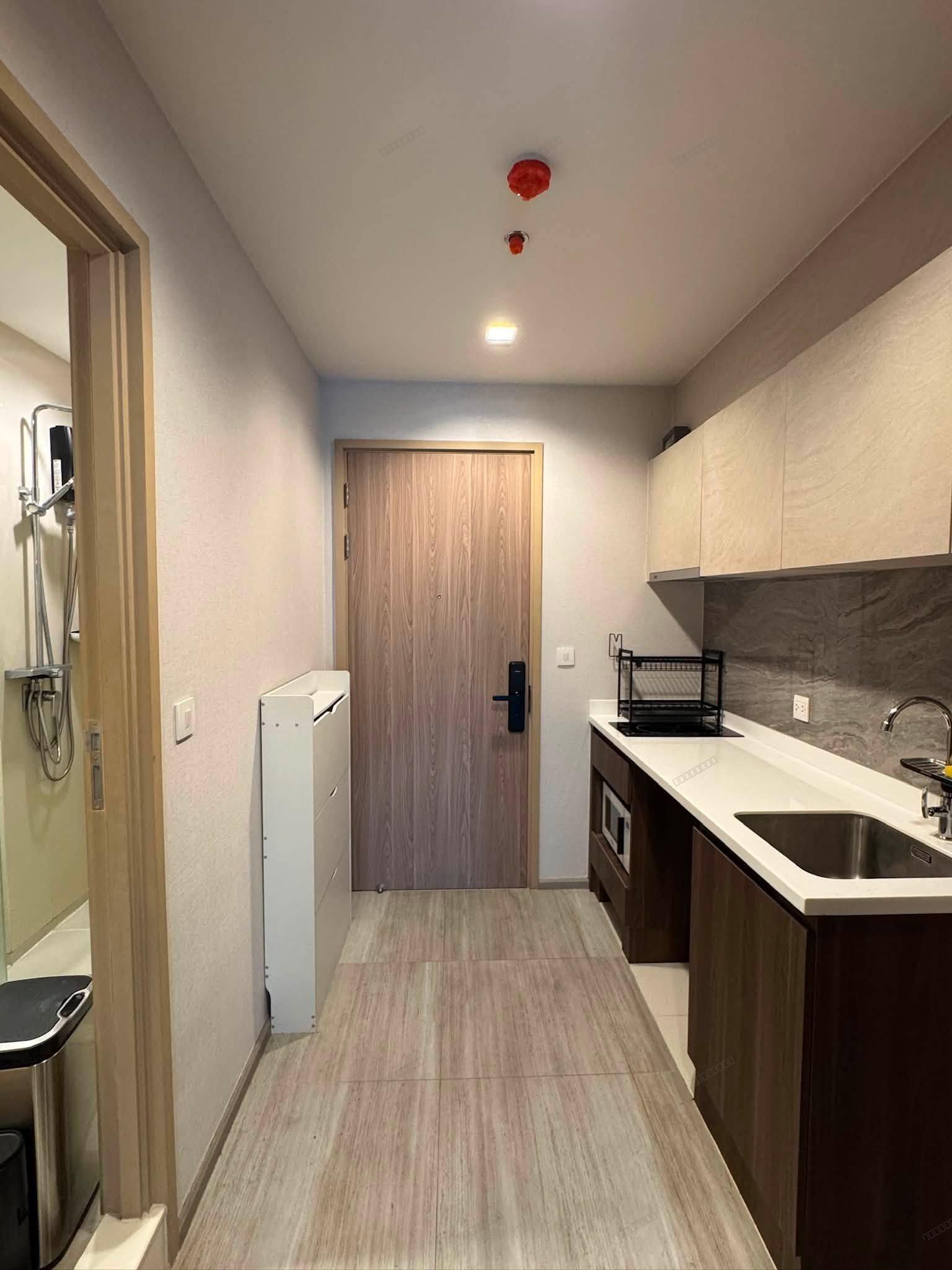 Life Sathorn Sierra | High Floor | 1 Bed | Premium Built-in | Best Value | Only THB 3.8M - Thumbnail 8