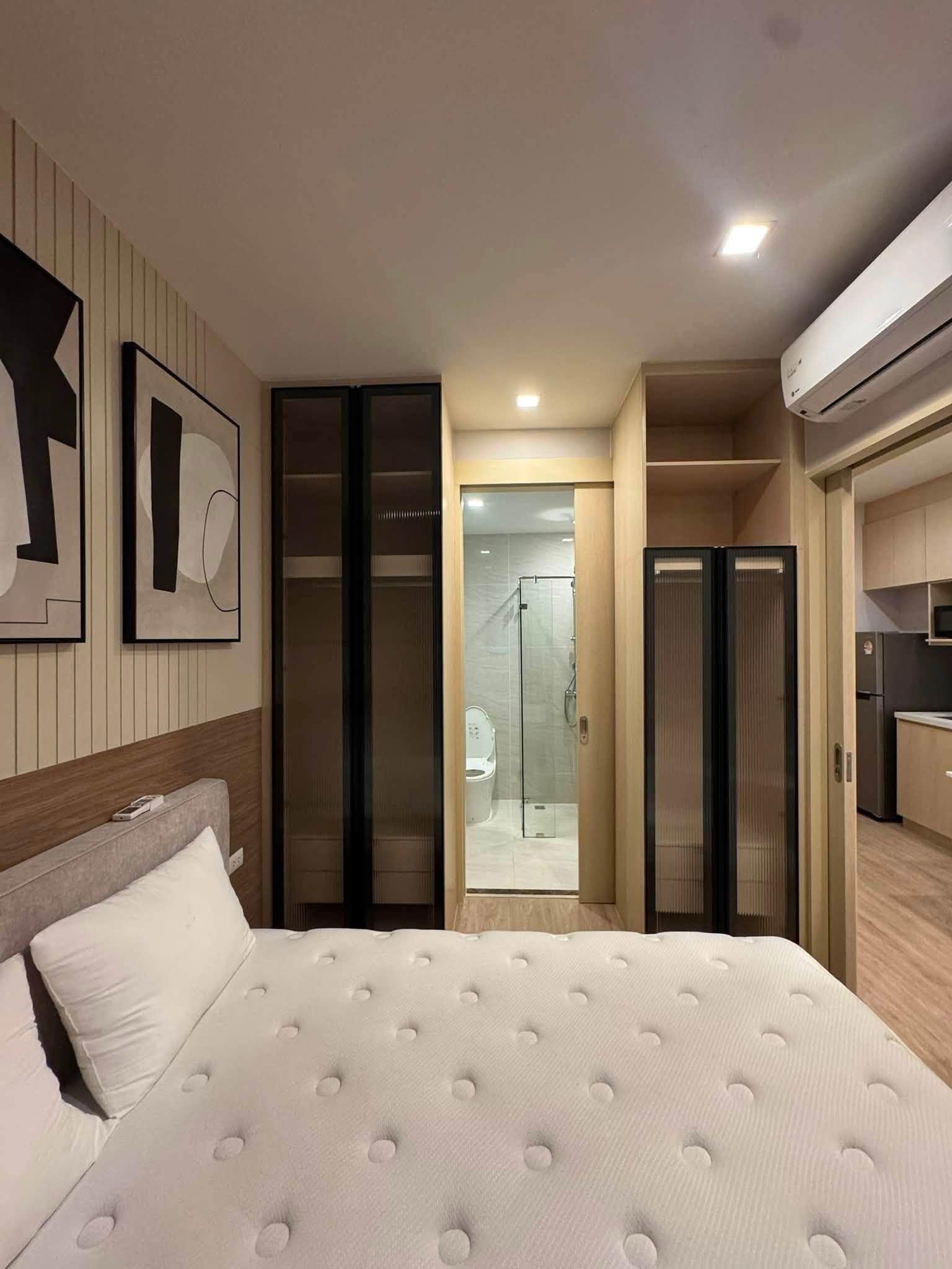 Sukhumvit 39 | 1 Bed on High Floor | 450m to BTS Phrom Phong - Image 1