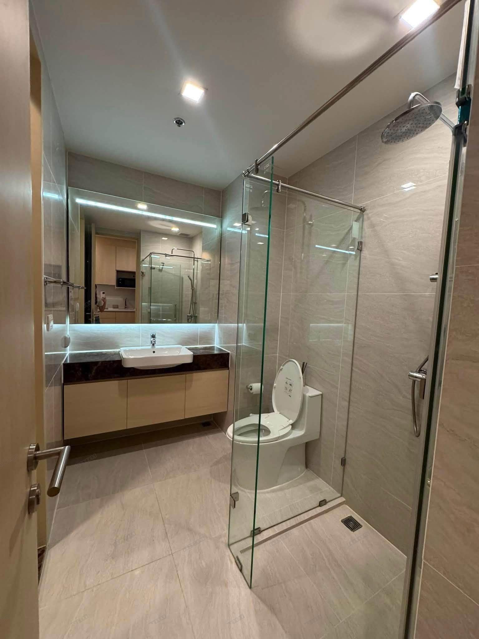 Sukhumvit 39 | 1 Bed on High Floor | 450m to BTS Phrom Phong - Thumbnail 10
