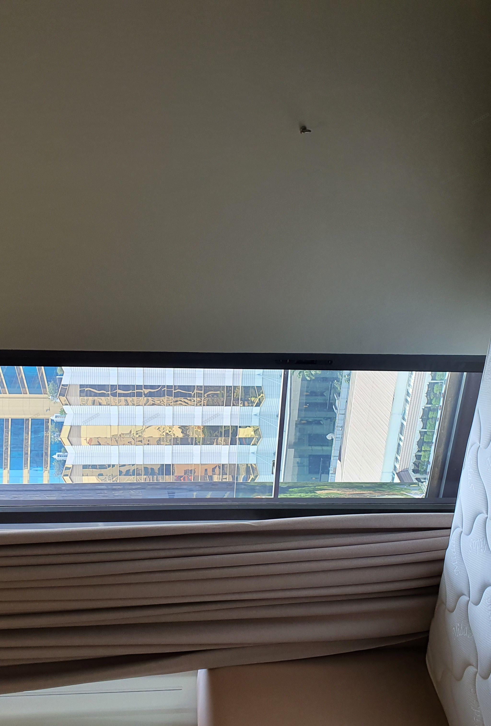Celes Asoke | Luxury High-Rise Condo - Thumbnail 2